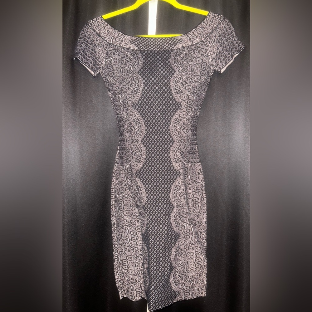 BCBGMaxAzria Black and White Cap Sleeve Dress - Picture 1 of 16